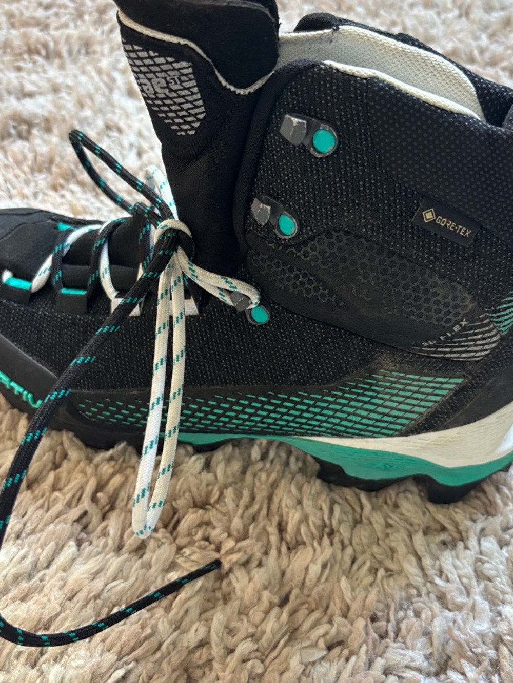 La Sportiva Women's Black and Teal Lace-Up Hiking Boots